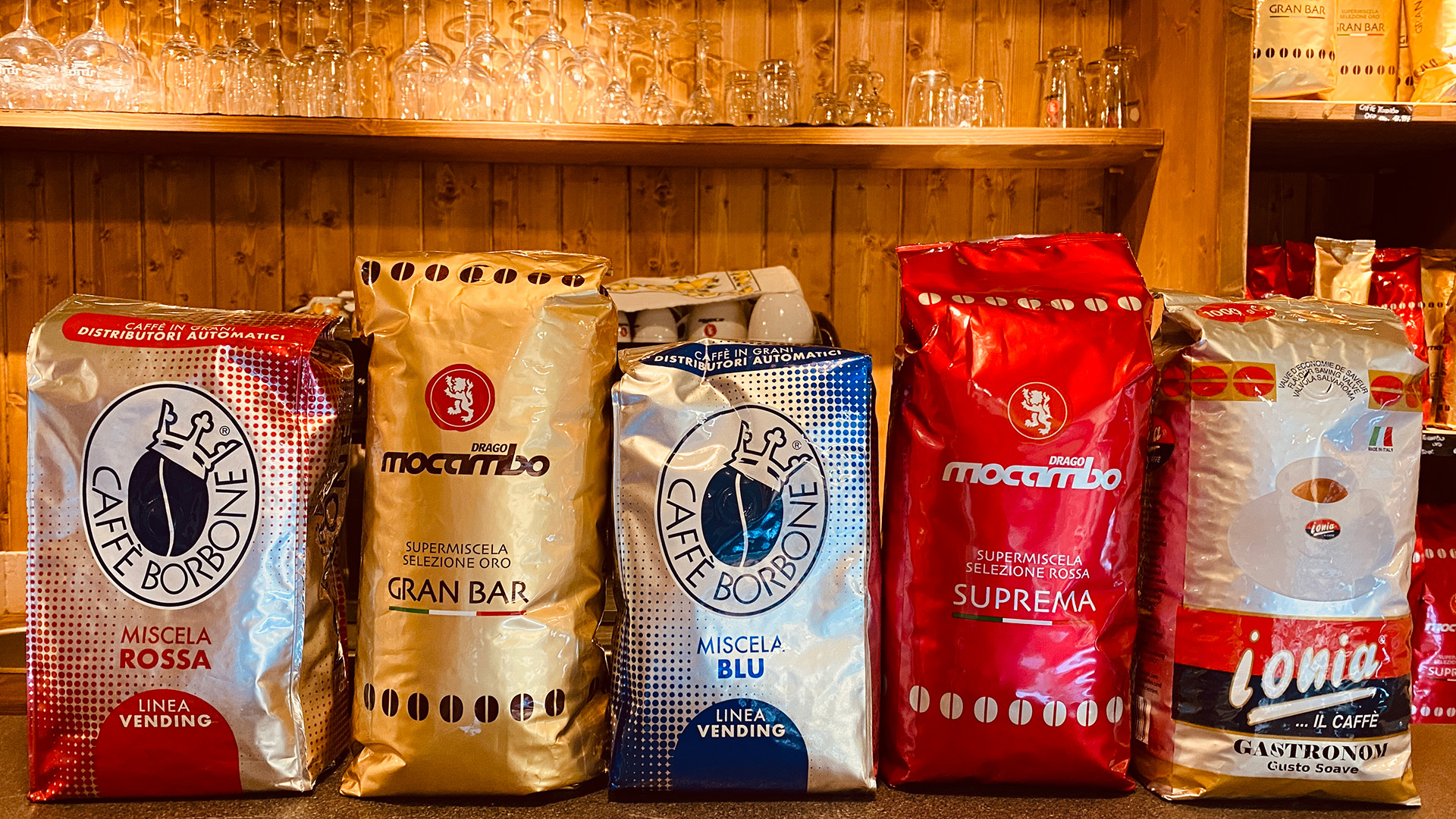 Italienische Kaffeespezialitäten von Borbone, mocambo uns Ionia
